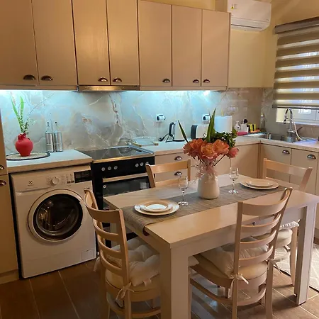Irini Graou House * Ágios Matthaíos